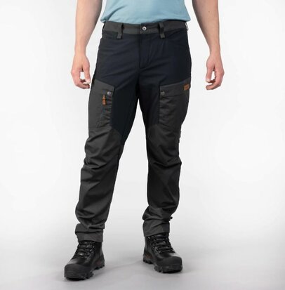 Bergans Nordmarka Favor Outdoor Pants Men Charcoal/Black