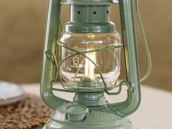 Feuerhand LED Stormlamp 276 Sage Green